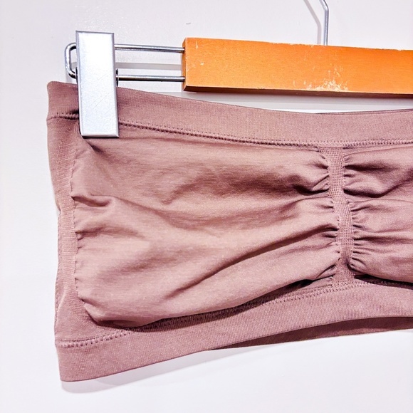 VOGLIO Taupe top - Picture 2 of 5